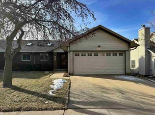 1925 Jeffrey St, Iowa City, IA 52246