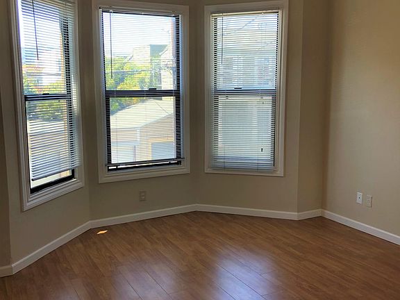 4th image of 1289 Alabama St