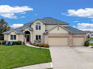 14417 Shore Oaks Cv, Fort Wayne, IN 46814