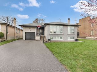 242 Acton Ave, Toronto, ON M3H4J1