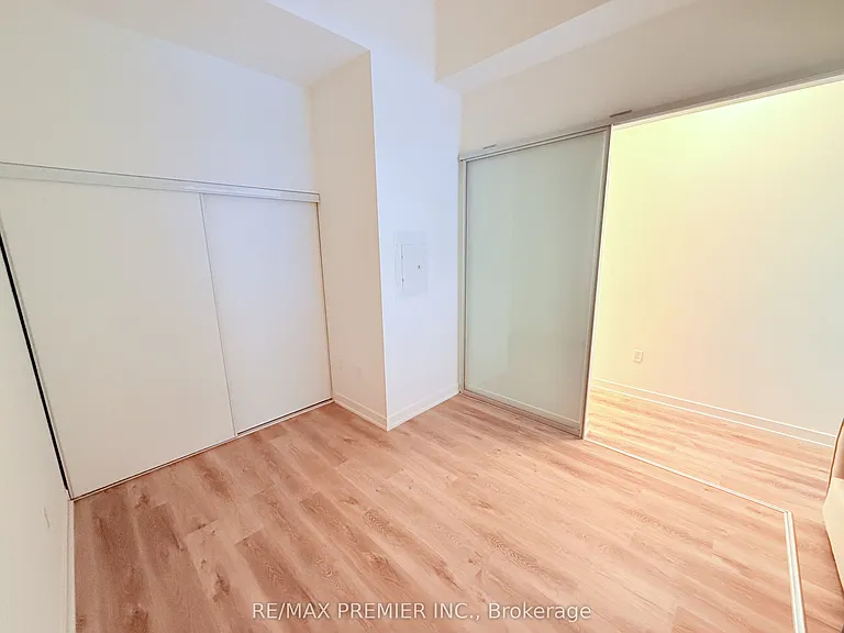 110 Broadway Ave #410S — Photo 11