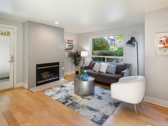 3rd image of 566 Prospect St APT 103