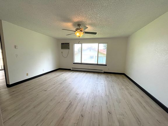 3rd image of 3706 W 6th Ave #A