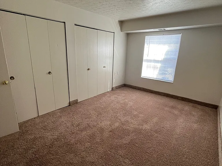 Shadow Creek Apartments — Photo 33