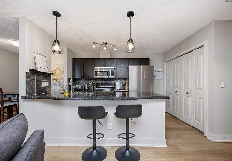 220 Village Ter SW #2 — Photo 8