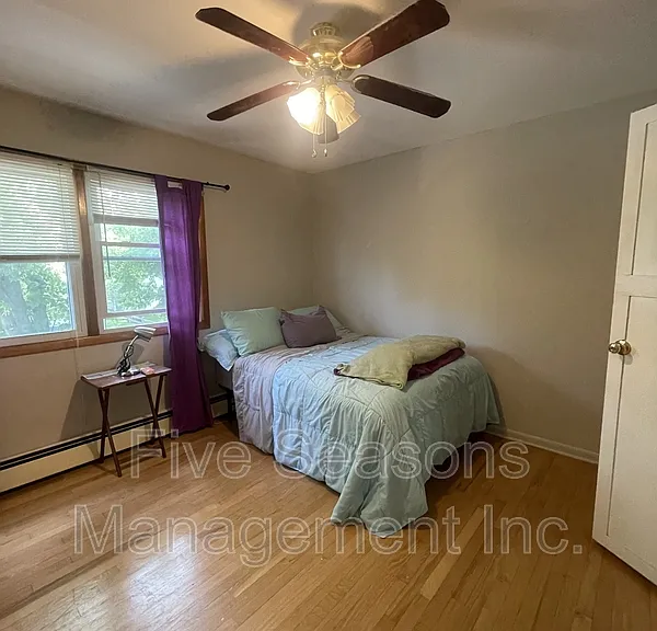 70 Pleasant Ave — Photo 33