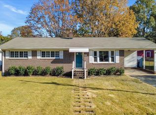 29 Lynhurst Dr, Greenville, SC 29611