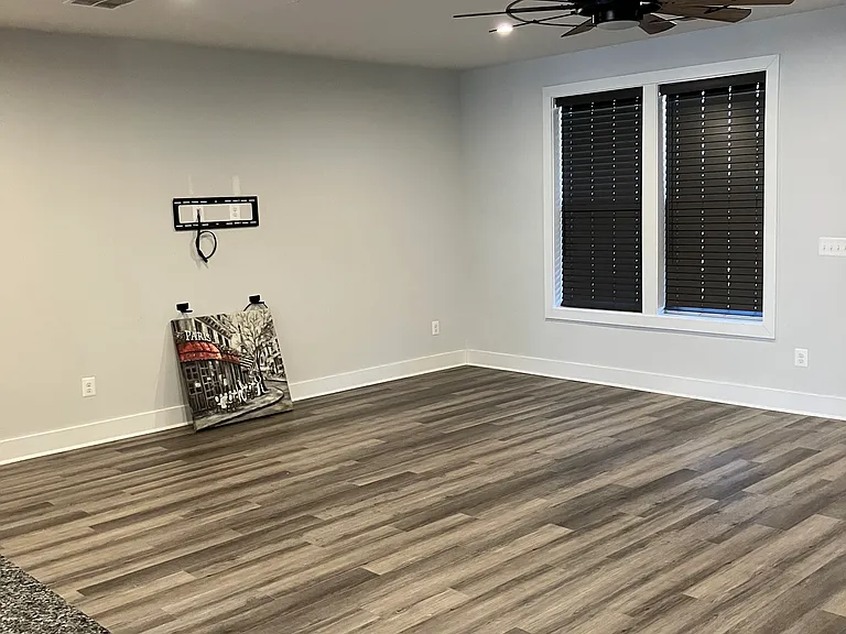 808 Wesley Ln #B — Photo 3