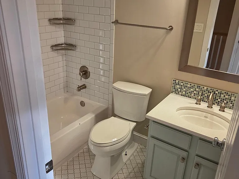 5504 Sacramento Mews Pl — Photo 24
