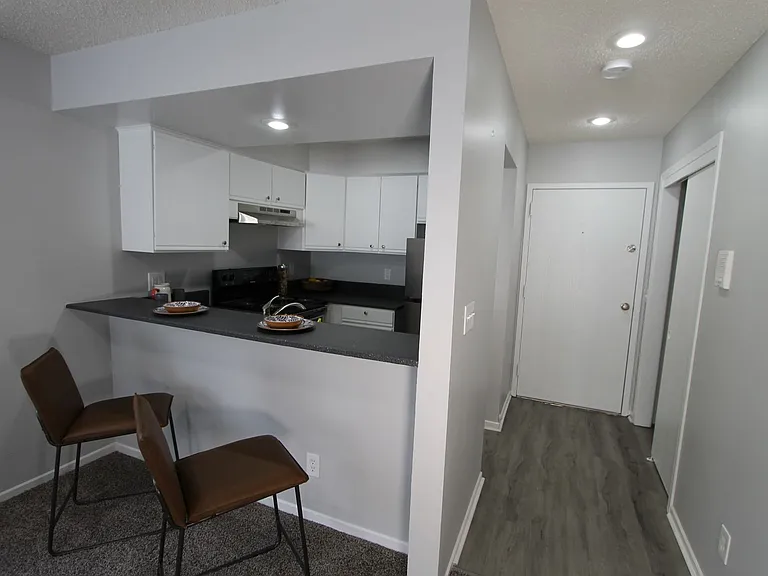 6320 S 72nd St #307 — Photo 17