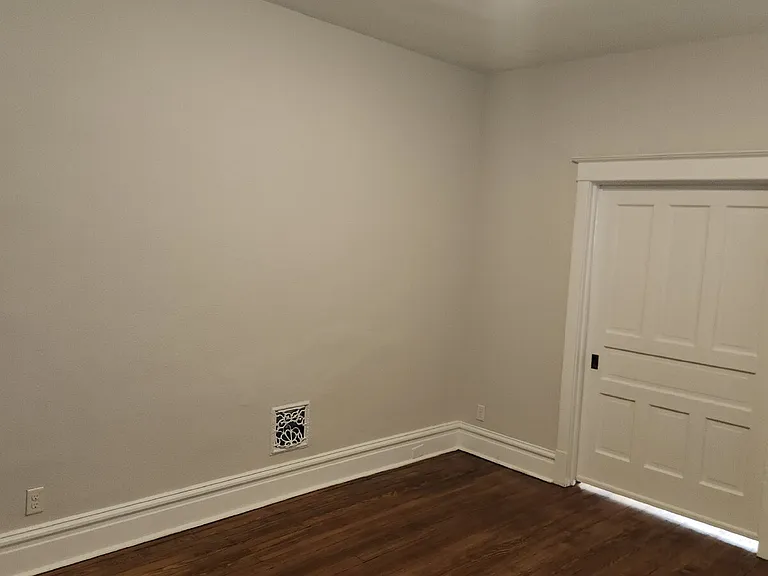 3721 Iowa Ave — Photo 14