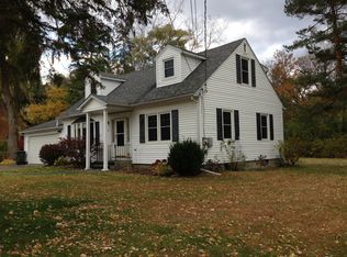 34 S Cove Rd, Burlington, VT 05401