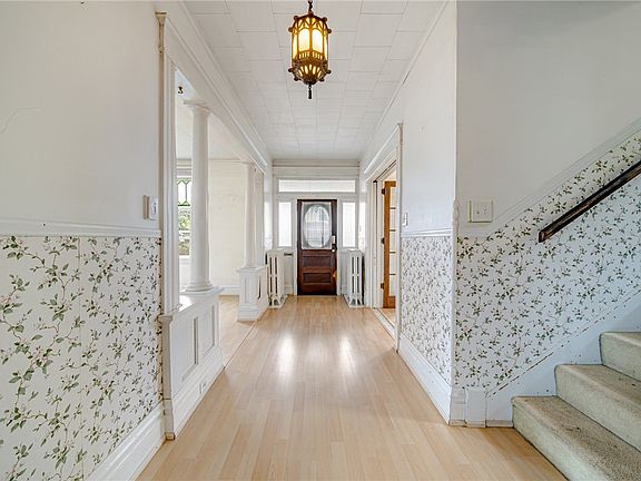 5th image of 1136 Edson Ave