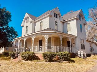 251 Court Ave, Selmer, TN 38375