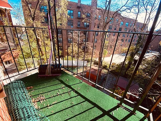 Rented by Silverstein Collection LLC  | media 8