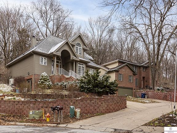 5th image of 704 Jefferson Cir