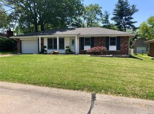806 Walden Dr, Saint Louis, MO