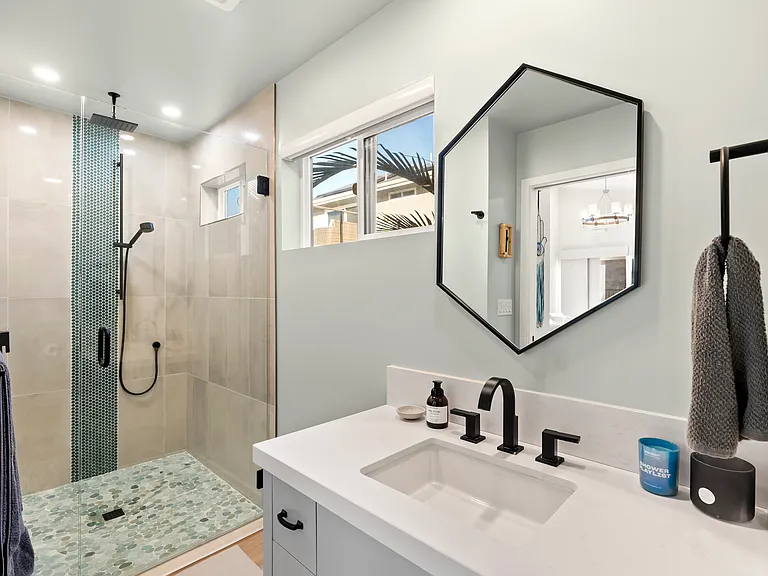 7717 Romeria St — Photo 18