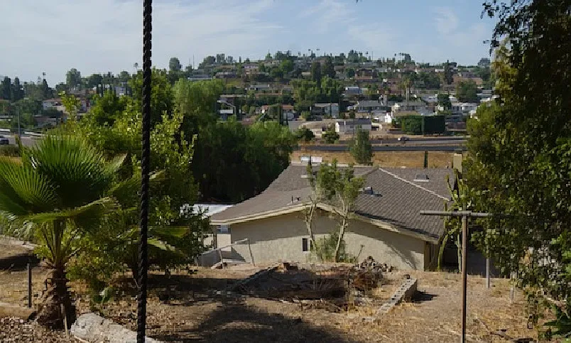 10152 Campo Rd — Photo 4
