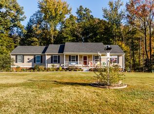 435 Henley Fork Dr, Tappahannock, VA 22560