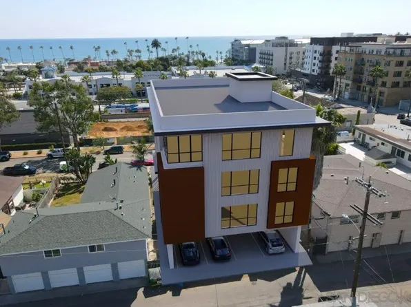 114 S Tremont St, Oceanside, CA 92054