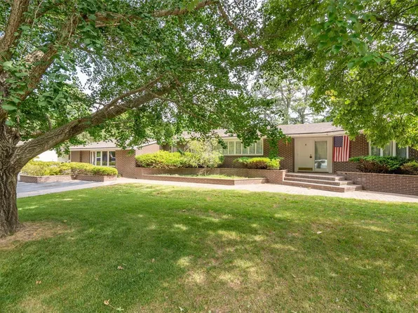 6 Cotton Trce, Sikeston, MO 63801