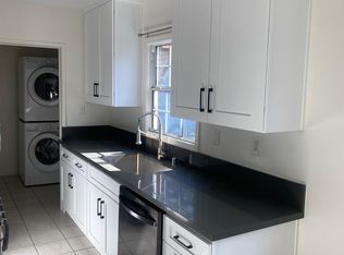 6916 S La Cienega Blvd APT 1, Inglewood, CA 90302