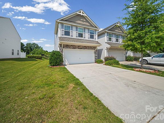 2nd image of 447 Tayberry Ln