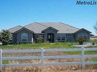 26007 N Watkinson Rd, Acampo, CA 95220