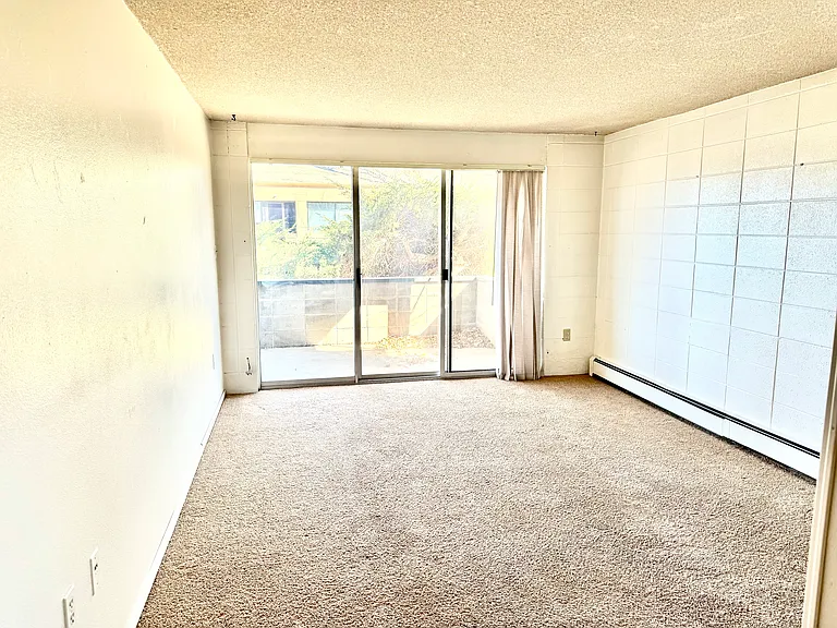 875 Alpine Ave #2 — Photo 4