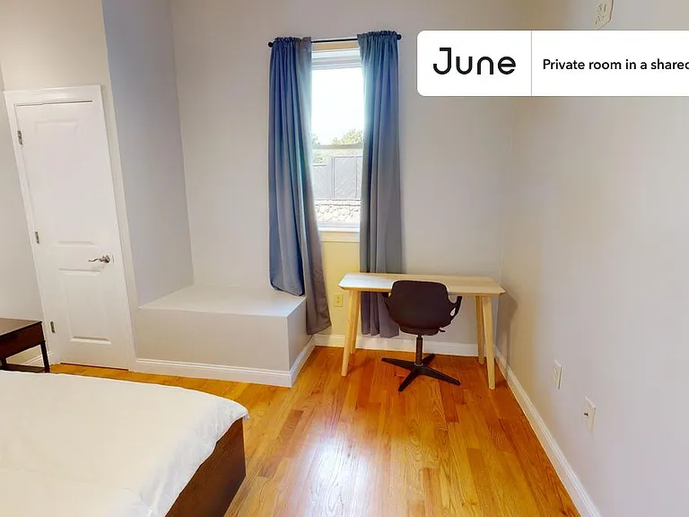 48 Dudley Pl #C — Photo 2