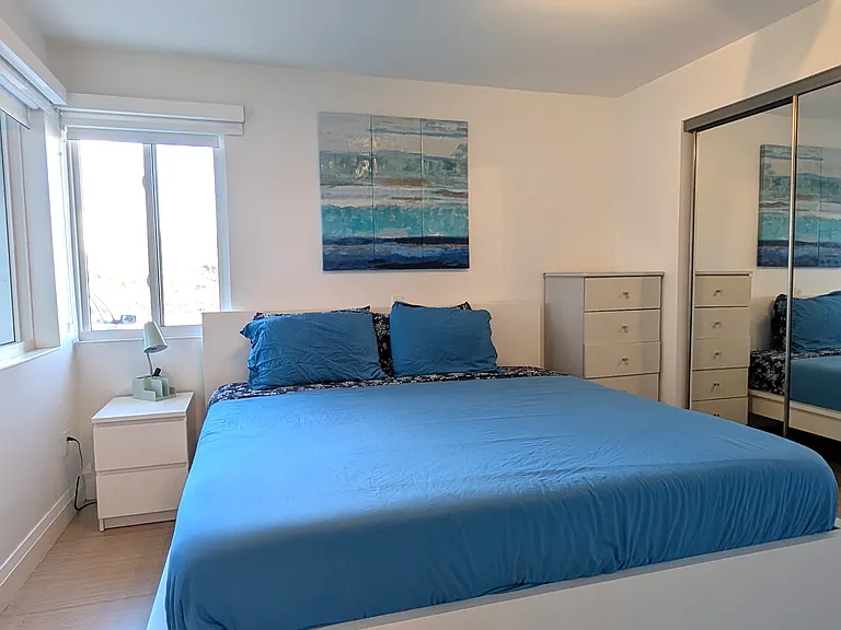 4324 N Ocean Dr #1 — Photo 3