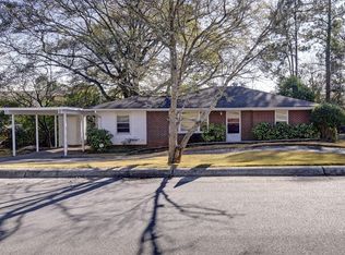 930 Cherokee Trl SE, Smyrna, GA 30080