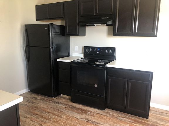 4th image of 972 Gordon Smith Blvd APT 11