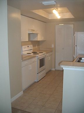 1st image of 4171 N Haverhill Rd APT 1004