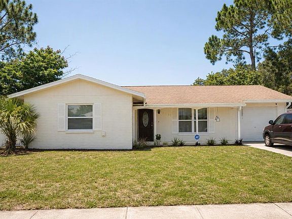 2nd image of 8002 WOODVINE PLACE