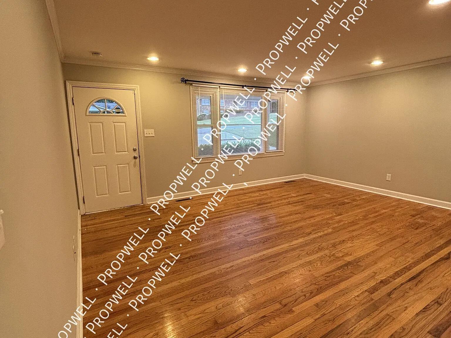 115 Konnarock Circle, Greenville, SC, 29617-1016 Single family house $1,799.00 a month3 beds, 2 f... — Photo 4