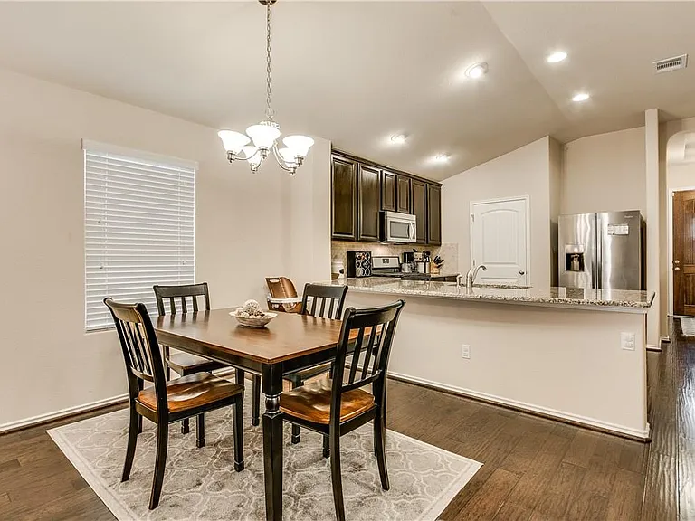 341 Wincliff Dr — Photo 16