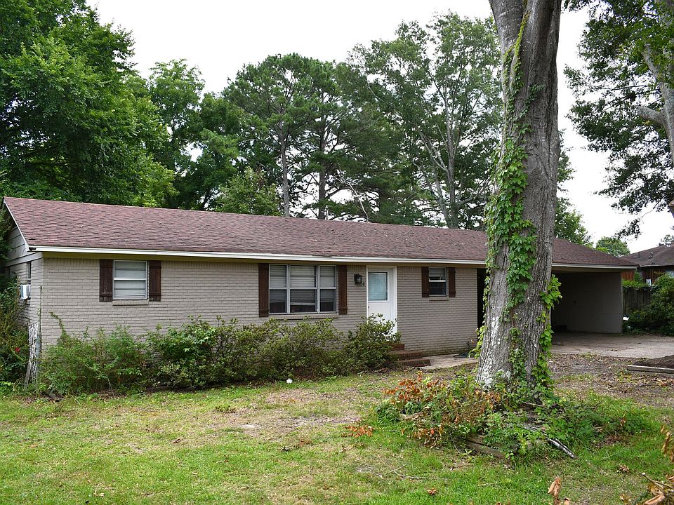 1st image of 108 Rogers Dr