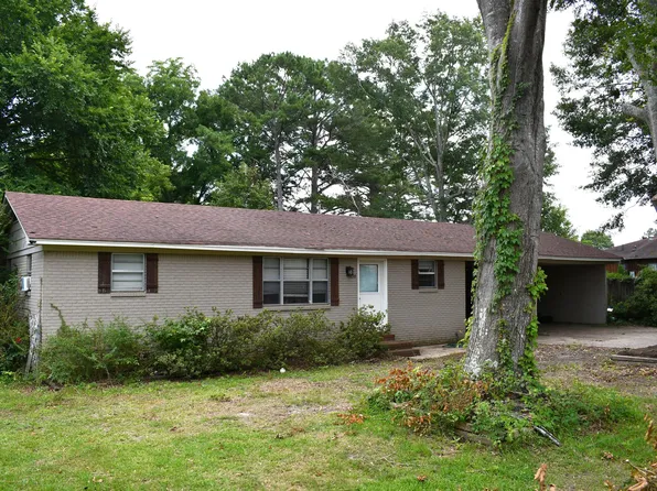 108 Rogers Dr, Nettleton, MS 38858