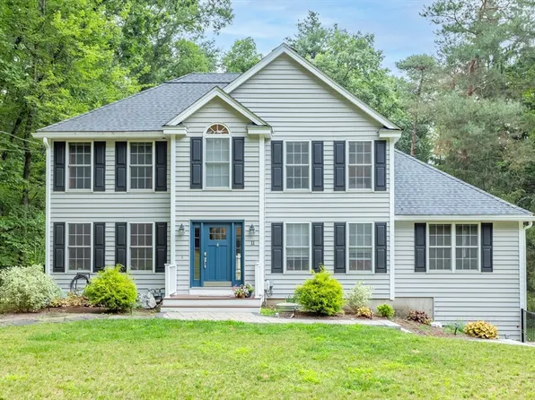 11 Little Turnpike Rd, Shirley, MA 01464