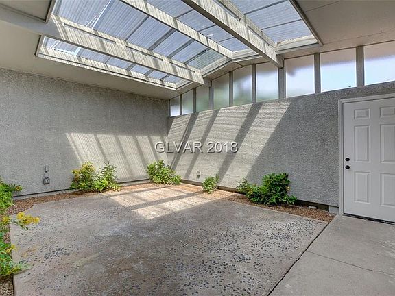 2nd image of 309 N Crestline Dr