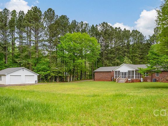 5th image of 7038 Quailwood Dr