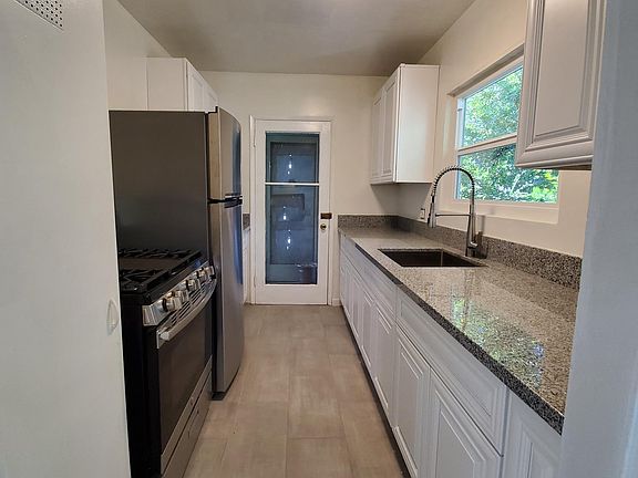 5th image of 1714 Grevelia St APT D