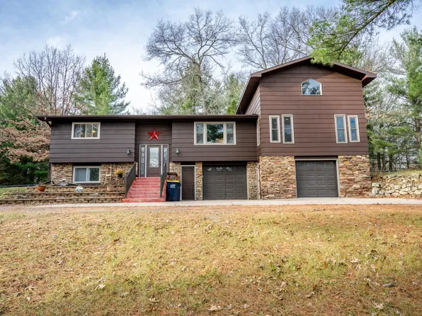 W4706 51st St, Mauston, WI 53948