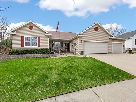 2nd image of 327 Hillview Dr SE