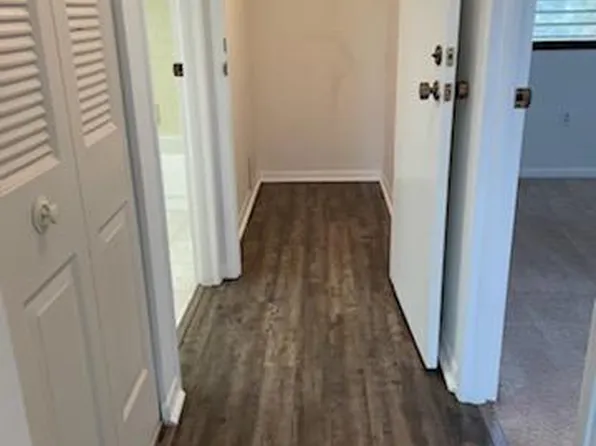 5058 Marsh Field Rd #8, Sarasota, FL 34235