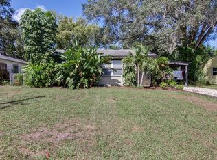 304 E Hydrangia St, Tampa, FL 33612