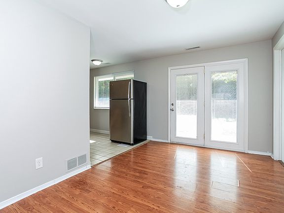 4th image of 5361 Whitmore Dr