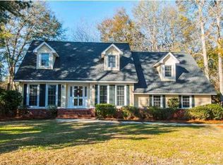 615 E Hobcaw Dr, Mount Pleasant, SC 29464
